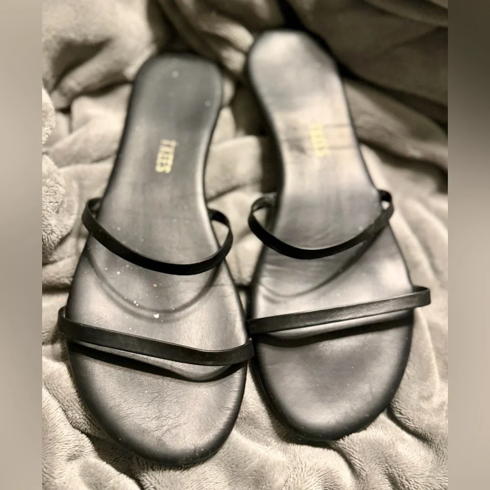 GUC TKEES Gemma Black Strappy Sandals - Picture 2 of 12